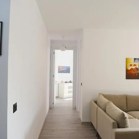 By The Sea 3 - Luxurious Apartament *