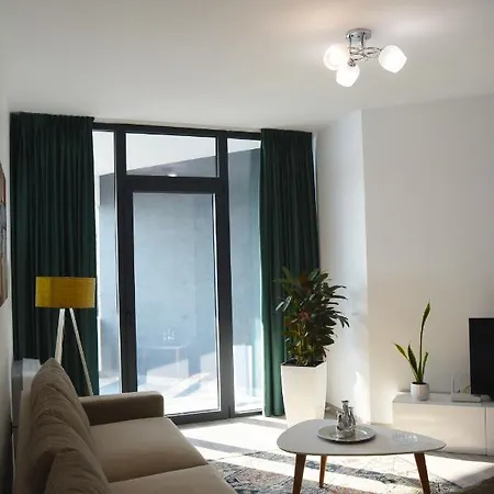 By The Sea 3 - Luxurious Apartament Durrës
